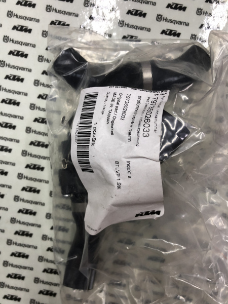 79735026033 KTM Термостат Thermo. Preformed hose w.term