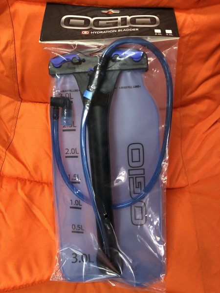 OGIO Гидратор 3L